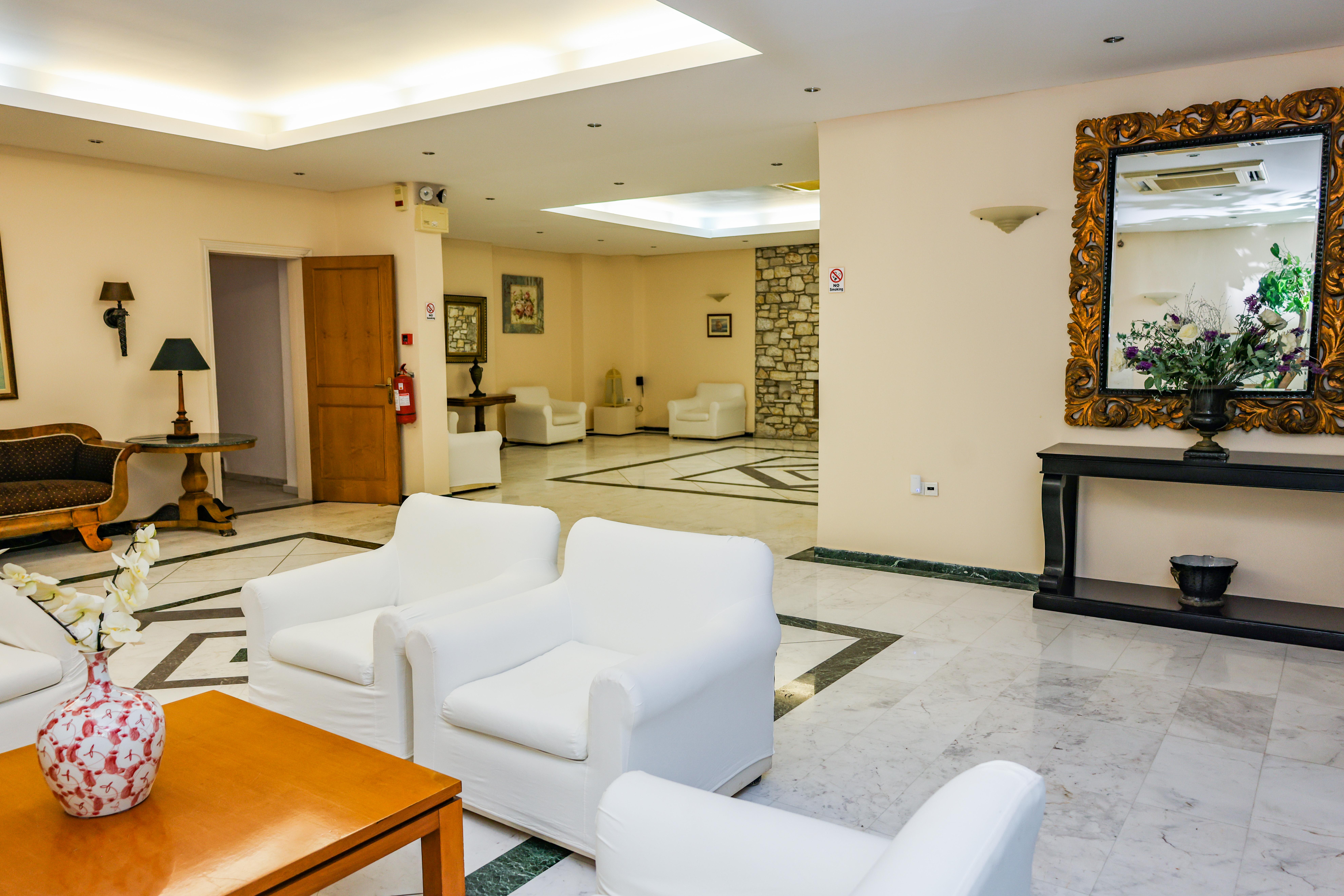 Kanapitsa Mare Hotel Екстериор снимка