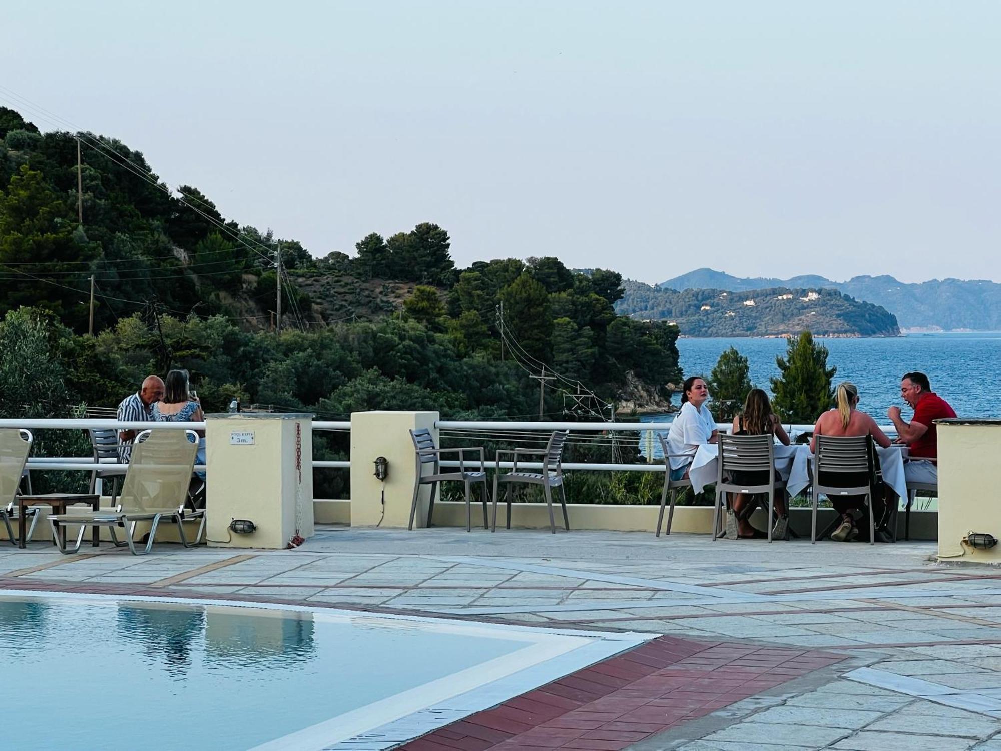 Kanapitsa Mare Hotel Екстериор снимка